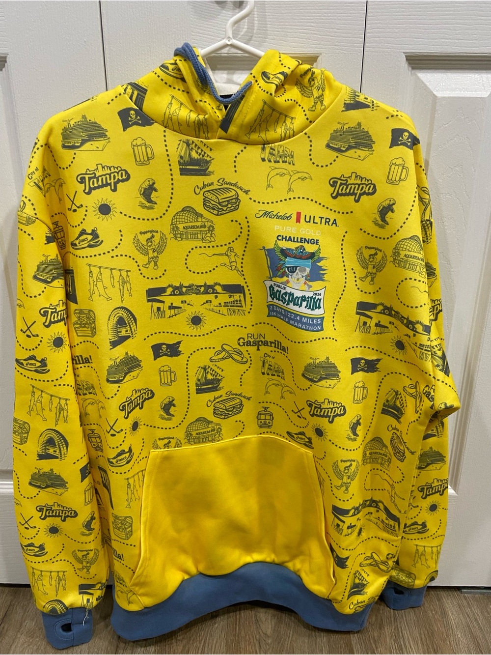 Gasparilla 2026 Pure Gold  Challenge Graphic Yellow Hoodie Sz L by Leslie Jordan